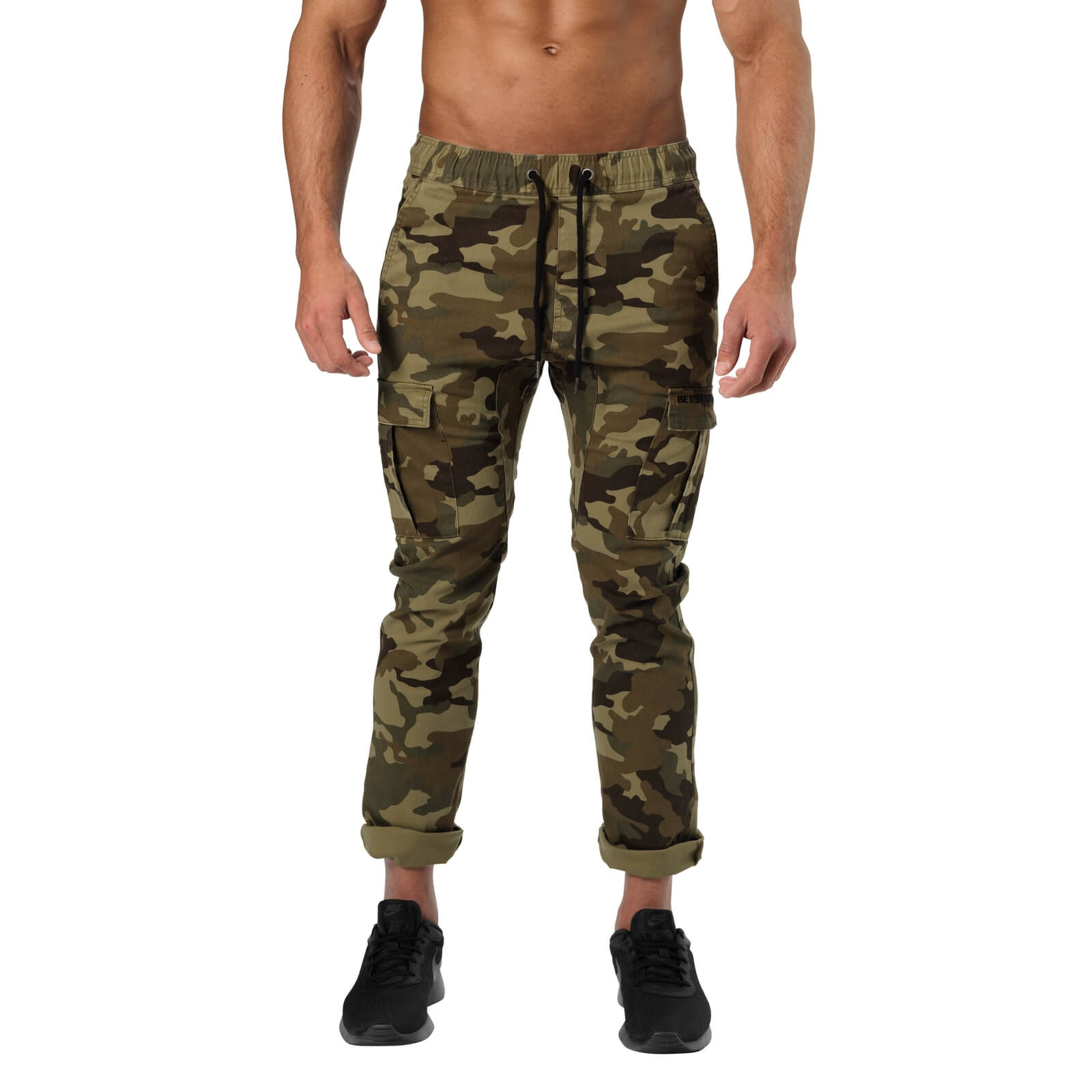 Sjekke Harlem Cargo Pants, military camo, Better Bodies hos SportGymButikken.no